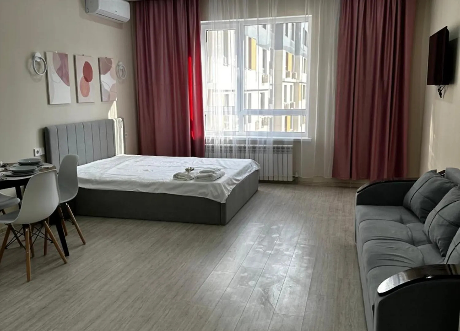 Красивая Квартира В Бостандыкском Районе Apartment Almaty